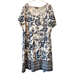 NWT Women’s Cute and Comfy Dress XXL